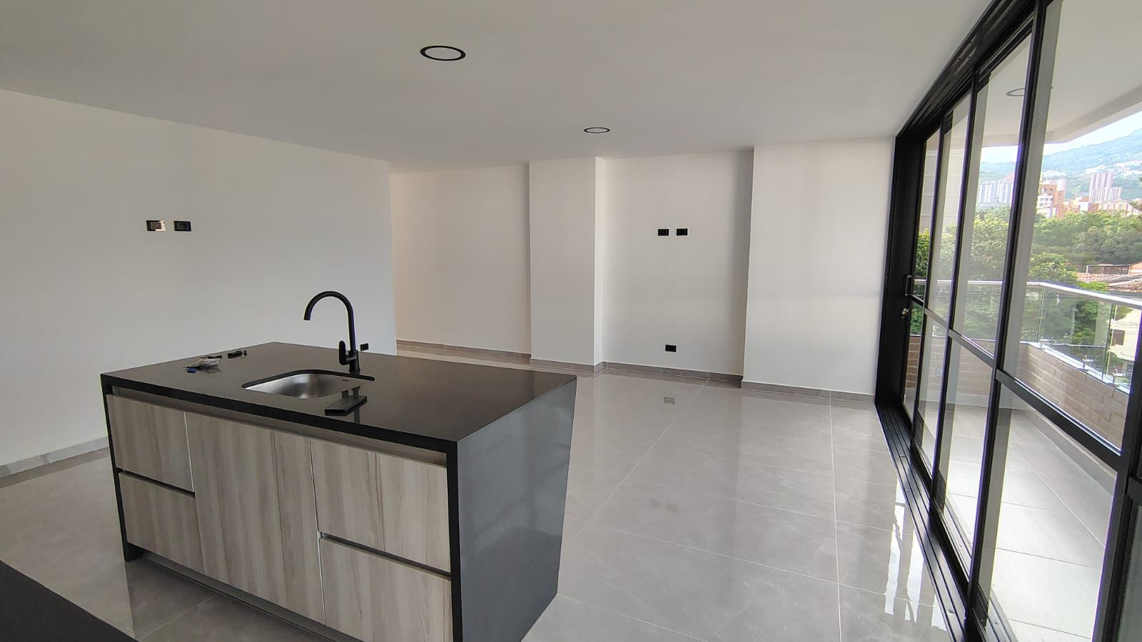 Apartamento en arriendo Antioquia Medellín El Velodromo 94 m2 Habitaciones 3 Baños 2 Garajes 1 Precio $3900000