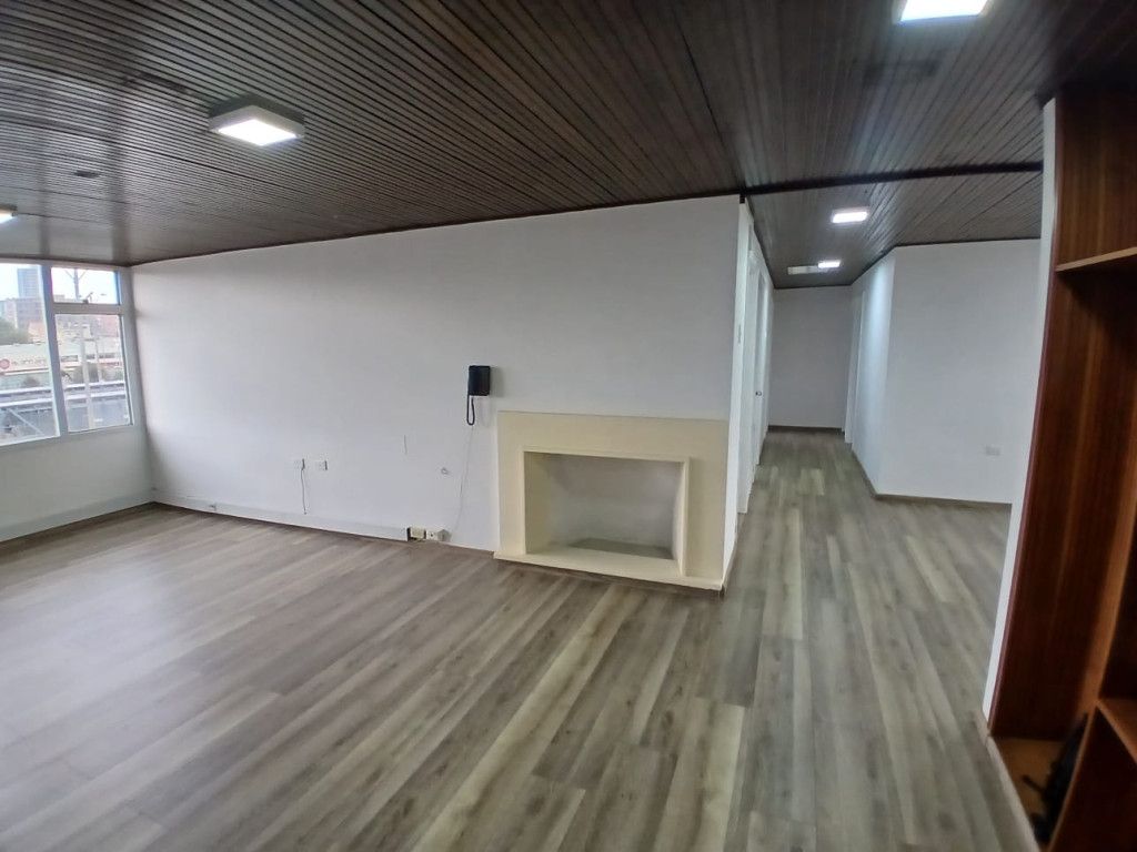 Oficina en arriendo Cundinamarca Bogotá San Martin 151 m2 Habitaciones 0 Baños 3 Garajes 0 Precio $3924200