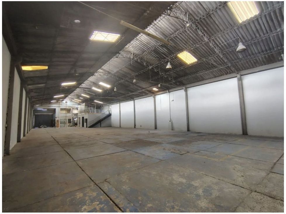 Bodega en arriendo Cundinamarca Bogotá Ciudad Quirigua 1200 m2 Habitaciones 0 Baños 10 Garajes 0 Precio $25000000