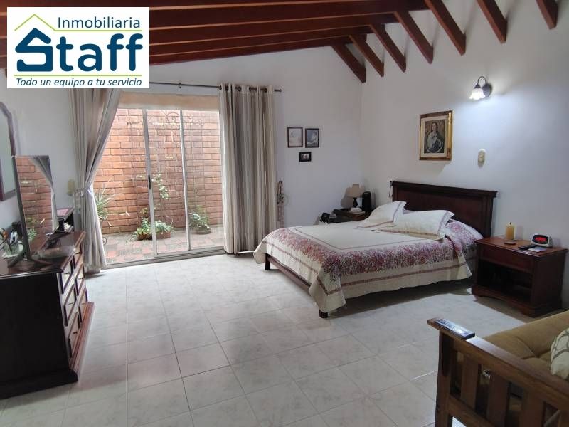 Apartamento en venta Antioquia Medellín La Castellana 145 m2 Habitaciones 4 Baños 4 Garajes 2 Precio $700000000