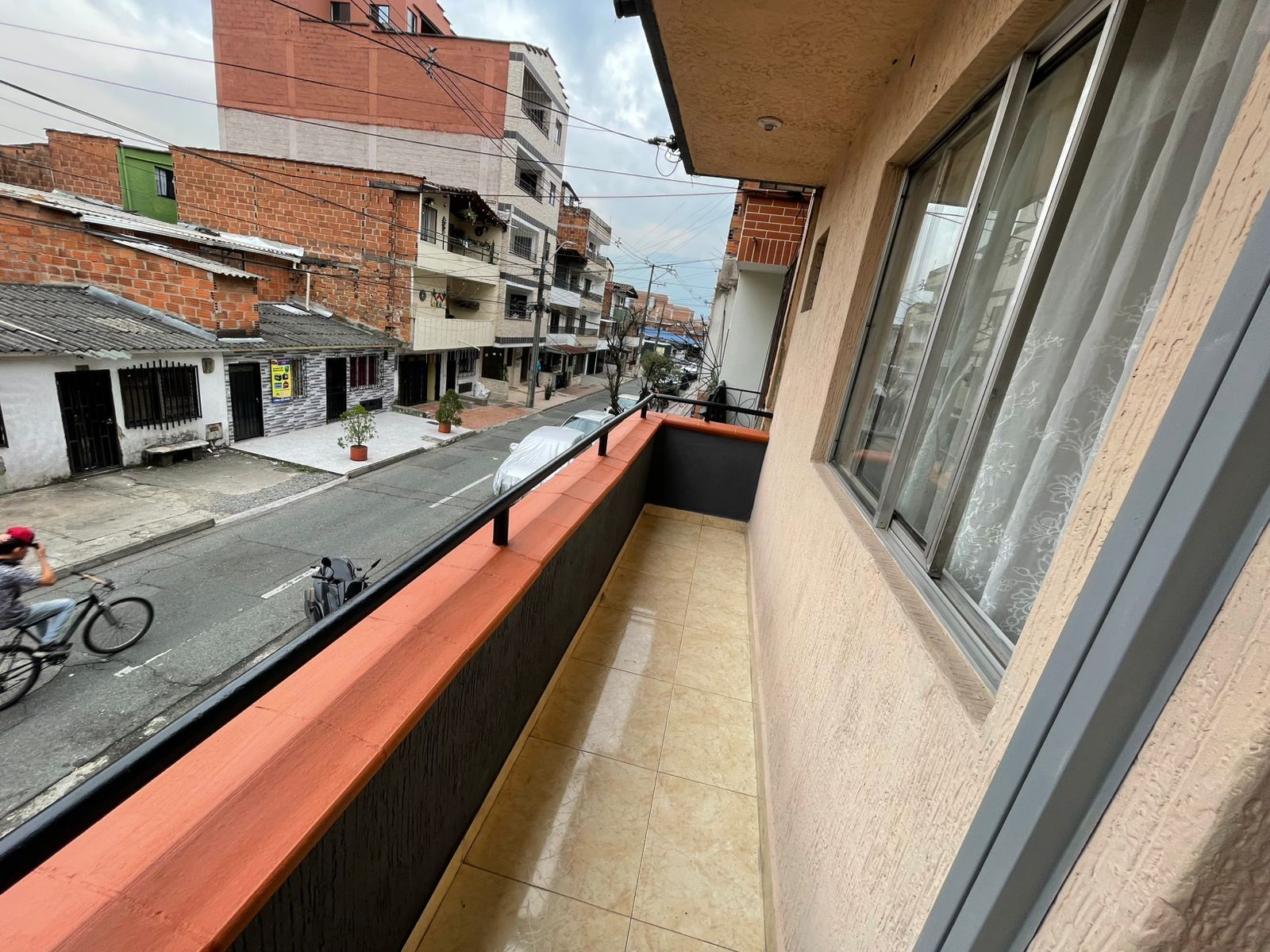 Casa en arriendo Antioquia Itagüí La Independencia 70 m2 Habitaciones 3 Baños 1 Garajes 0 Precio $1800000