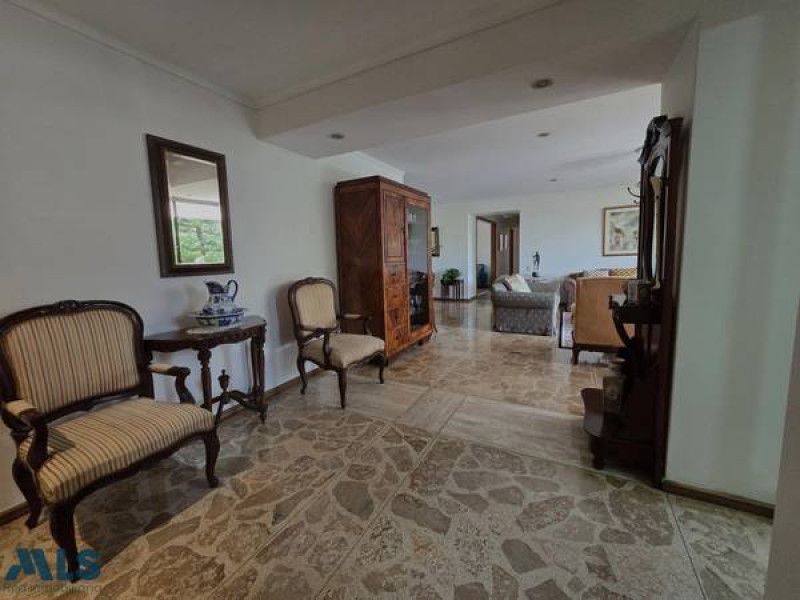 Apartamento en venta Antioquia Medellín La Florida 234 m2 Habitaciones 4 Baños 3 Garajes 2 Precio $1400000000