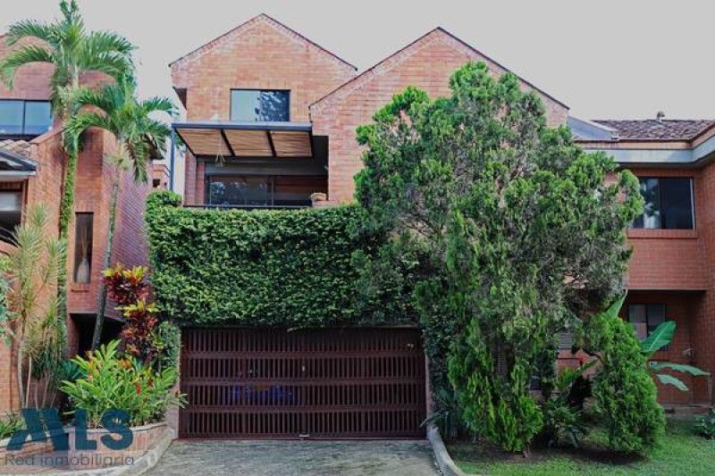 Casa en venta Antioquia Medellín La Florida 240 m2 Habitaciones 3 Baños 3 Garajes 2 Precio $1750000000