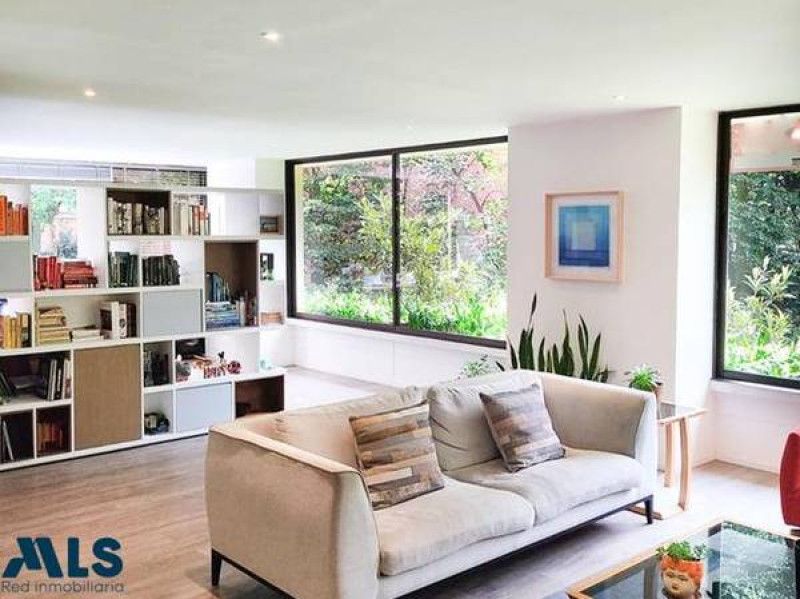 Apartamento en venta Antioquia Medellín San Benito 267 m2 Habitaciones 3 Baños 3 Garajes 2 Precio $1990000000