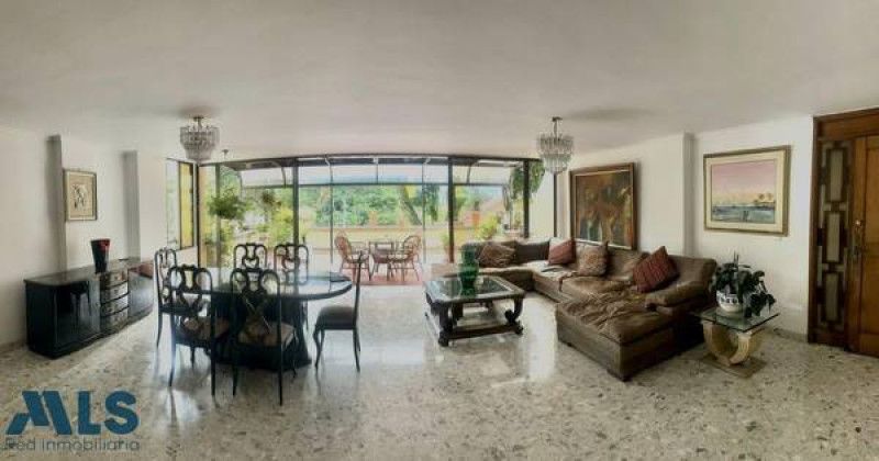 Apartamento en venta Antioquia Medellín El Tesoro 168 m2 Habitaciones 3 Baños 3 Garajes 2 Precio $1350000000