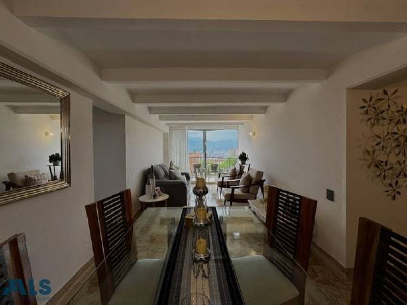 Apartamento en venta Antioquia Medellín Los Naranjos 91 m2 Habitaciones 3 Baños 3 Garajes 1 Precio $675000000