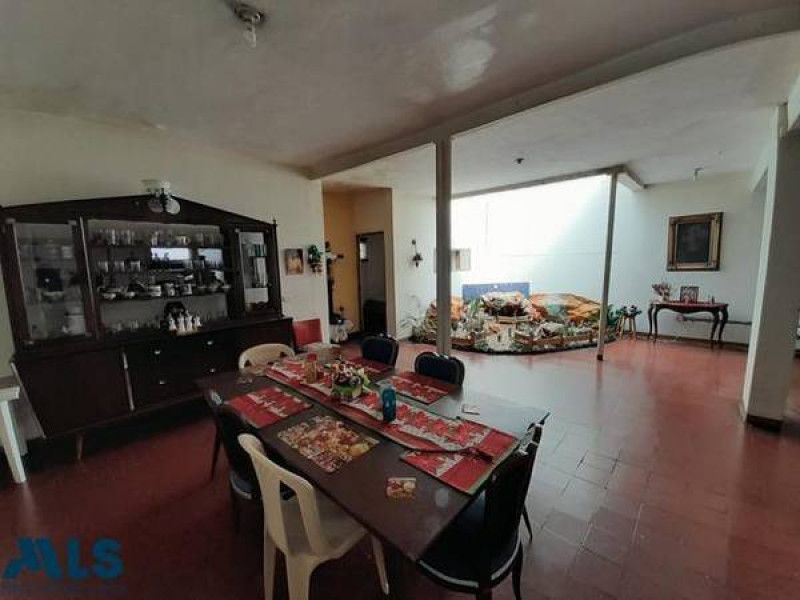 Apartamento en venta Antioquia Medellín San Benito 366 m2 Habitaciones 3 Baños 3 Garajes 0 Precio $1100000000