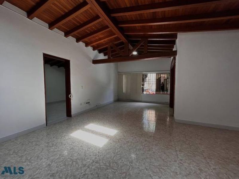 Casa en venta Antioquia Medellín Cuarta Brigada 186 m2 Habitaciones 4 Baños 3 Garajes 1 Precio $815000000