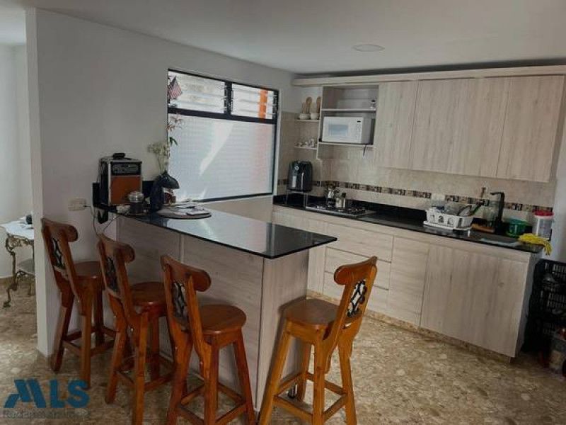 Apartamento en venta Antioquia Medellín Granada 181 m2 Habitaciones 3 Baños 3 Garajes 0 Precio $460000000