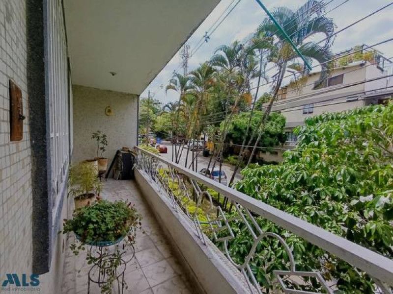Apartamento en venta Antioquia Medellín Los Pinos 140 m2 Habitaciones 4 Baños 3 Garajes 0 Precio $480000000