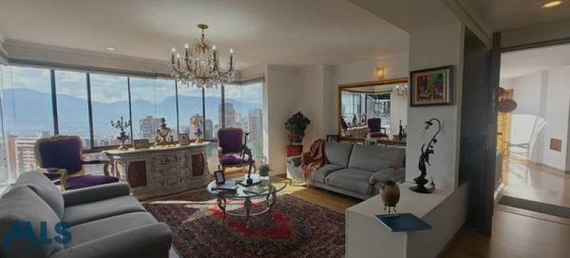 Apartamento en venta Antioquia Medellín El Tesoro 165 m2 Habitaciones 3 Baños 3 Garajes 2 Precio $1200000000