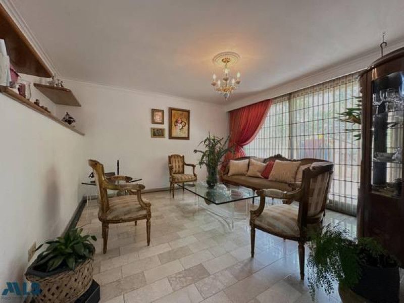 Casa en venta Antioquia Medellín Alejandria 170 m2 Habitaciones 3 Baños 3 Garajes 3 Precio $1200000000