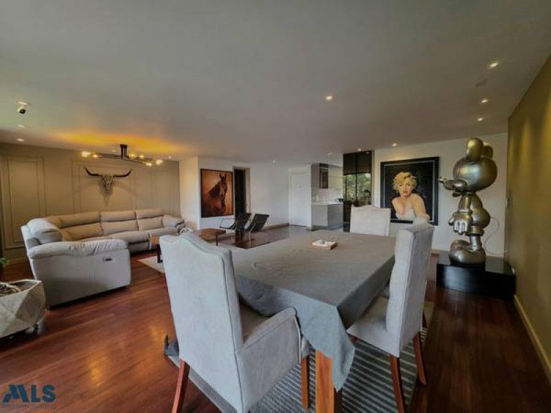 Apartamento en venta Antioquia Medellín Los Balsos No1 180 m2 Habitaciones 3 Baños 3 Garajes 2 Precio $1550000000