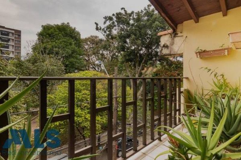 Apartamento en venta Antioquia Medellín Los Alpes 122 m2 Habitaciones 4 Baños 3 Garajes 0 Precio $530000000
