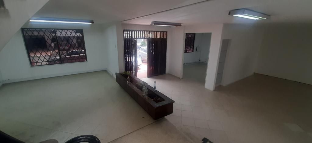 Casa en arriendo Valle Del Cauca Cali San Vicente 400 m2 Habitaciones 7 Baños 6 Garajes 4 Precio $5800000