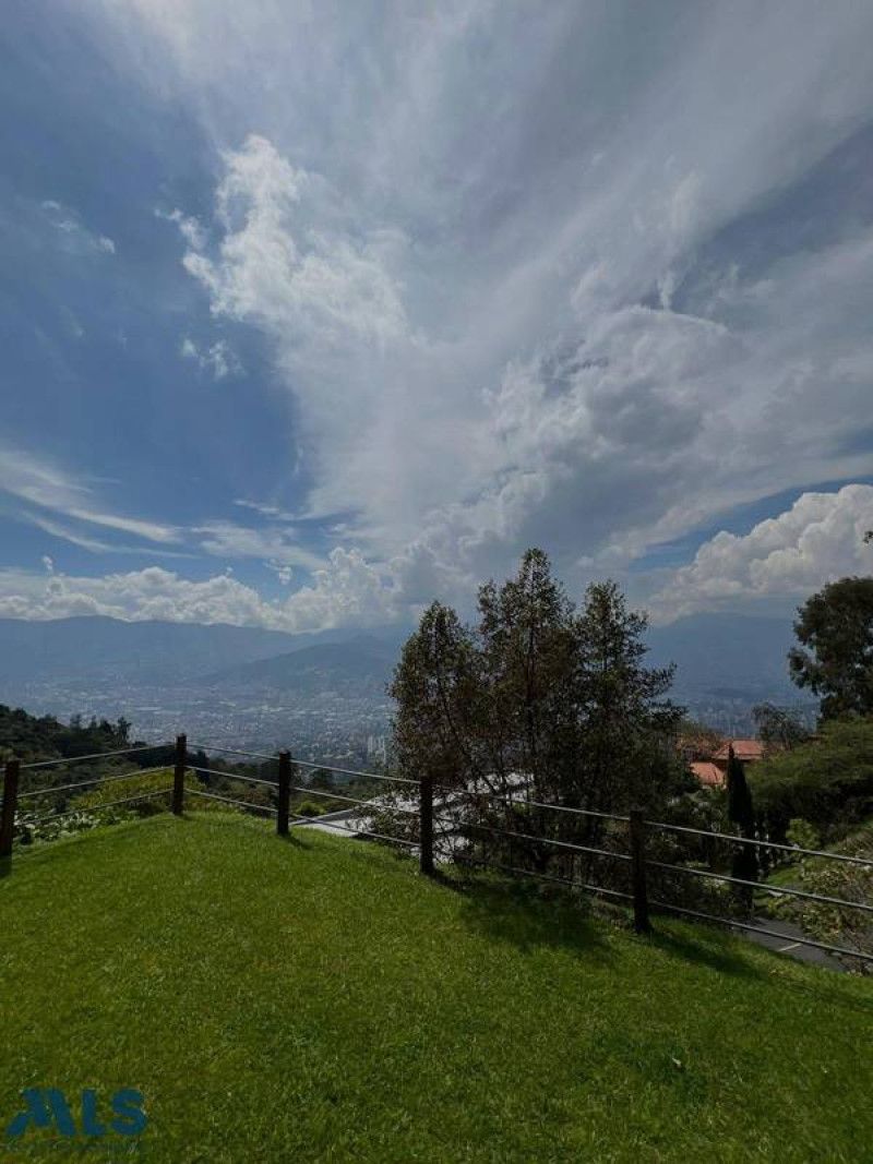 Casa en venta Antioquia Medellín Los Balsos No 1 540 m2 Habitaciones 3 Baños 3 Garajes 4 Precio $5100000000