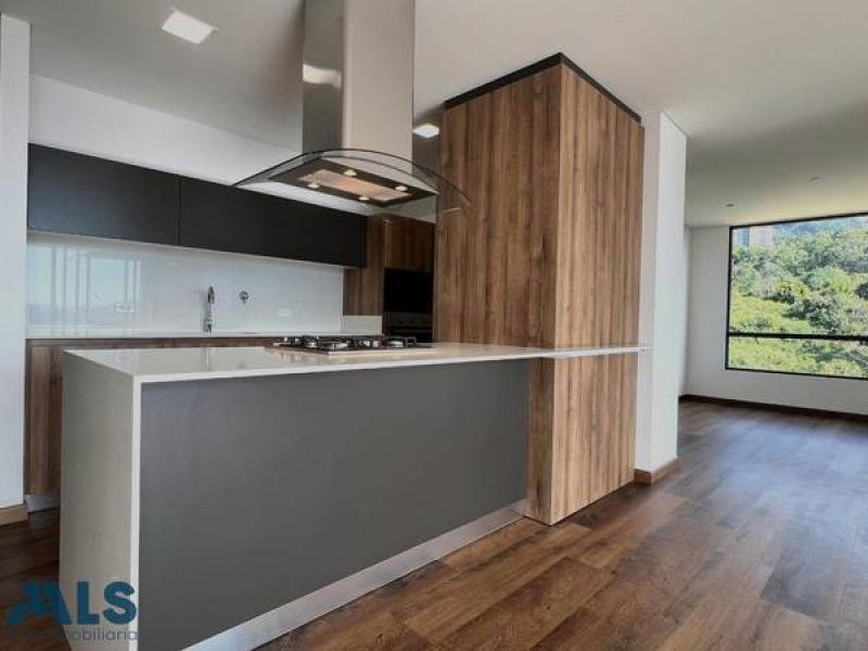 Apartamento en venta Antioquia Medellín Altos Del Poblado 140 m2 Habitaciones 3 Baños 3 Garajes 2 Precio $1600000000