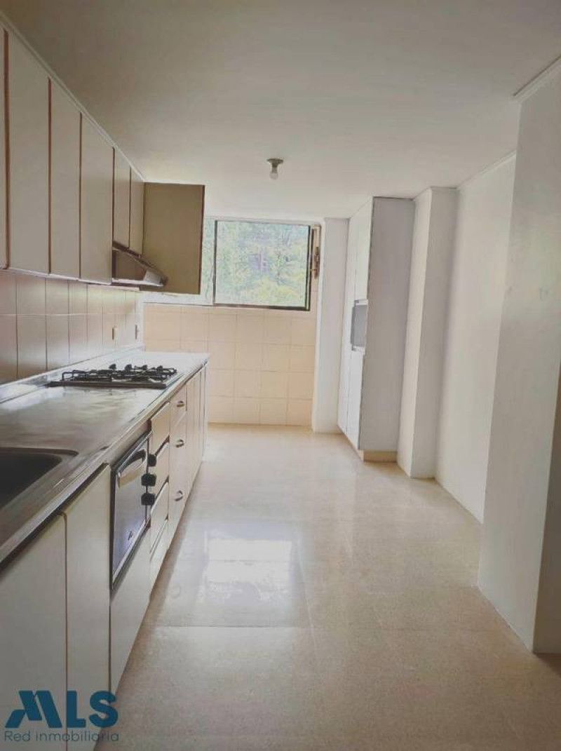 Apartamento en venta Antioquia Medellín Asomadera No2 160 m2 Habitaciones 3 Baños 3 Garajes 2 Precio $820000000