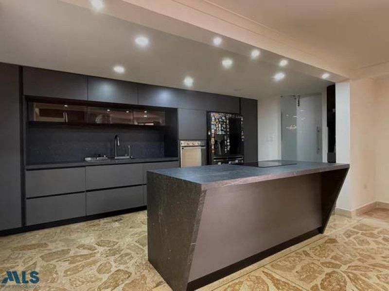 Casa en venta Antioquia Medellín La Florida 181 m2 Habitaciones 4 Baños 3 Garajes 3 Precio $1650000000