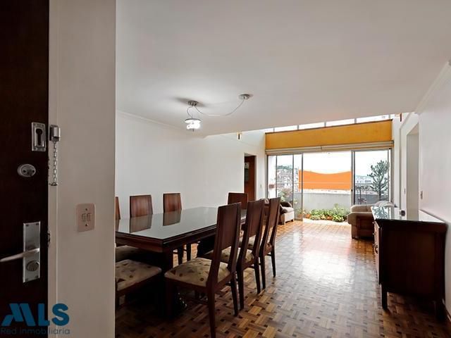 Apartamento en venta Antioquia Medellín Urbanizacion Marco Fidel Suarez 153 m2 Habitaciones 4 Baños 3 Garajes 1 Precio $630000000