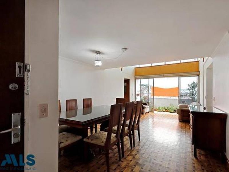 Apartamento en venta Antioquia Medellín Urbanizacion Marco Fidel Suarez 153 m2 Habitaciones 4 Baños 3 Garajes 1 Precio $630000000