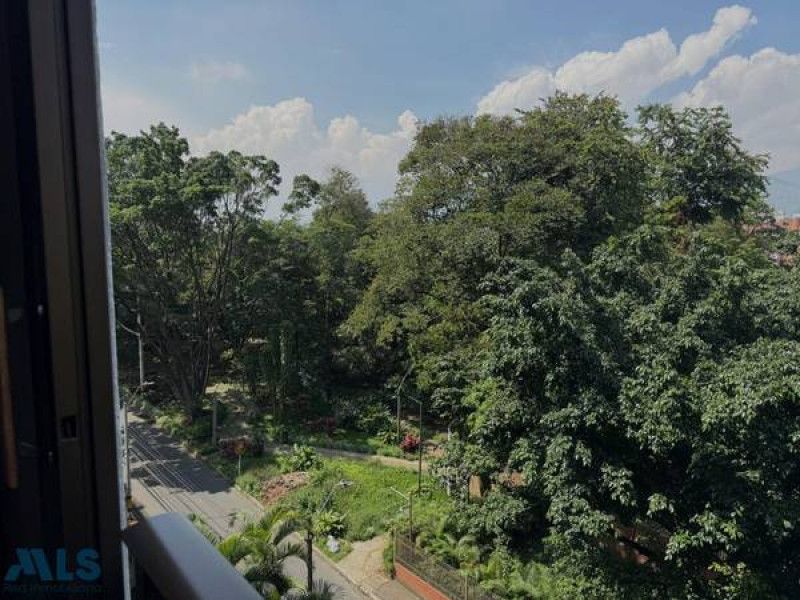 Apartamento en venta Antioquia Medellín Astorga 231 m2 Habitaciones 3 Baños 3 Garajes 2 Precio $1500000000