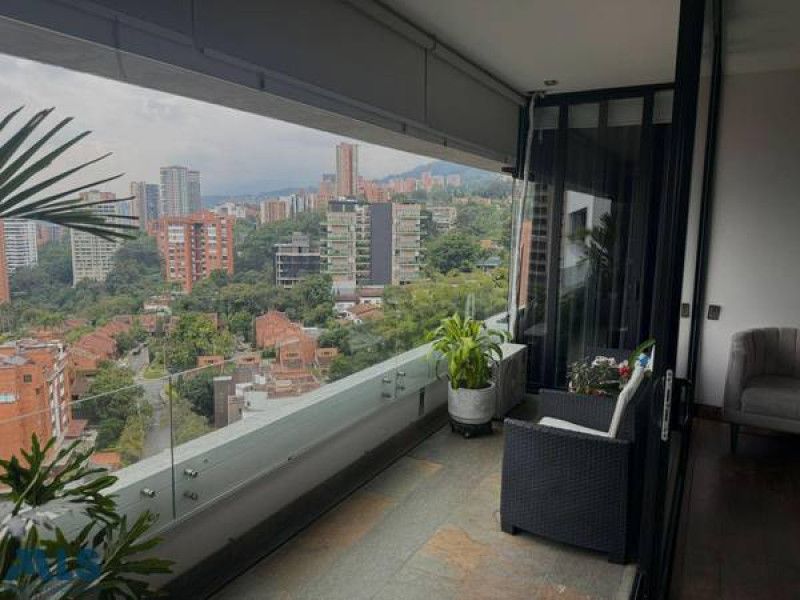 Apartamento en venta Antioquia Medellín San Lucas 100 m2 Habitaciones 2 Baños 2 Garajes 2 Precio $1300000000