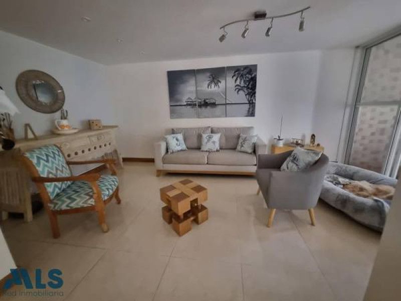 Casa en venta Antioquia Medellín El Tesoro 289 m2 Habitaciones 3 Baños 3 Garajes 2 Precio $1250000000