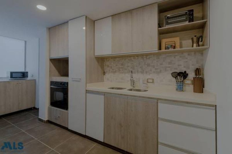 Apartamento en venta Antioquia Medellín El Tesoro 156 m2 Habitaciones 3 Baños 3 Garajes 1 Precio $1145948139
