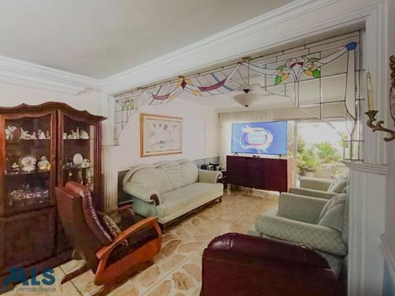 Casa en venta Antioquia Medellín Santa Monica 330 m2 Habitaciones 5 Baños 4 Garajes 2 Precio $900000000