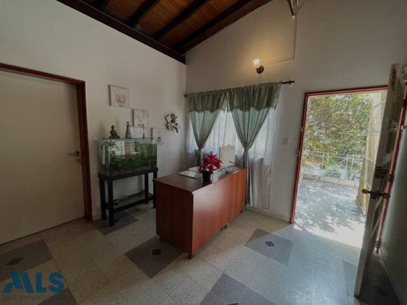 Casa en venta Antioquia Medellín Prado 392 m2 Habitaciones 7 Baños 4 Garajes 3 Precio $930000000