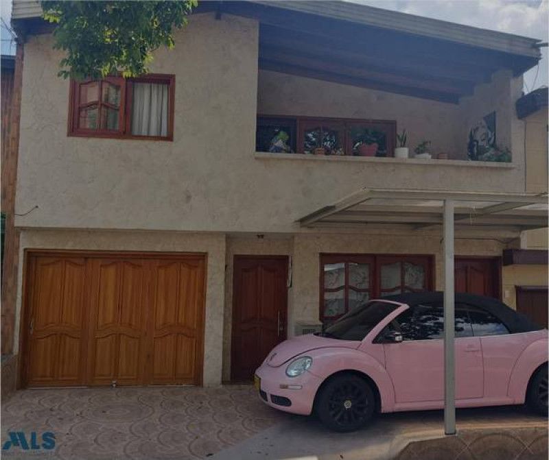 Casa en venta Antioquia Medellín Simon Bolivar 130 m2 Habitaciones 6 Baños 4 Garajes 1 Precio $1600000000