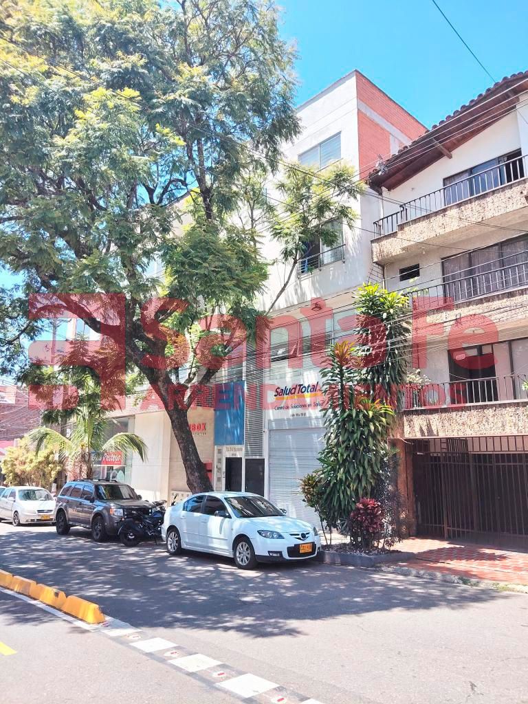 Local en arriendo Antioquia Medellín Los Pinos 107 m2 Habitaciones 0 Baños 3 Garajes 0 Precio $6000000