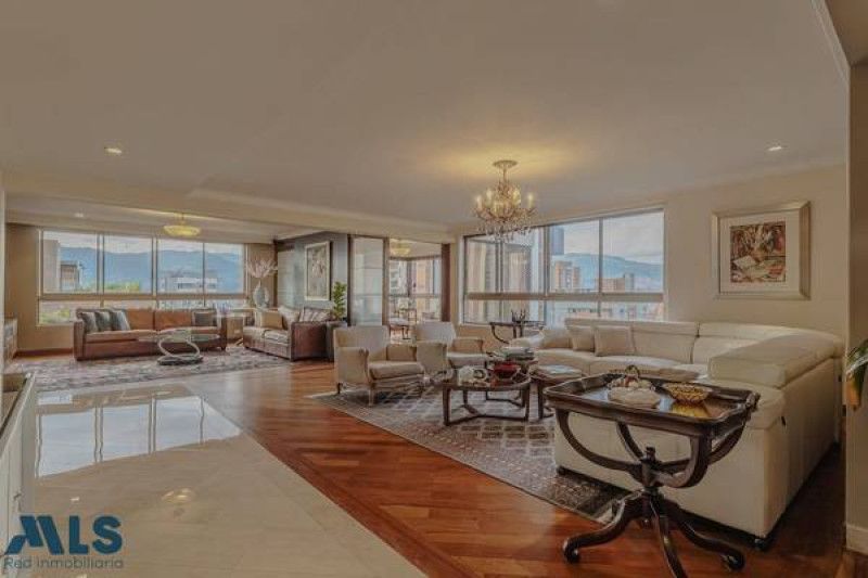 Apartamento en venta Antioquia Medellín La Linde 297 m2 Habitaciones 4 Baños 5 Garajes 3 Precio $2350000000