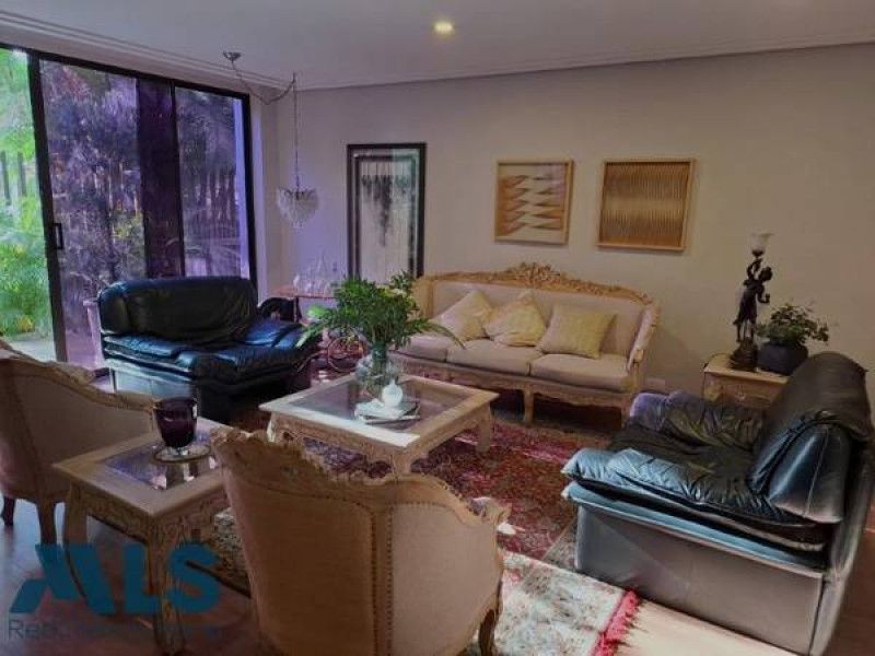 Apartamento en venta Antioquia Medellín Astorga 249 m2 Habitaciones 4 Baños 5 Garajes 2 Precio $2090000000