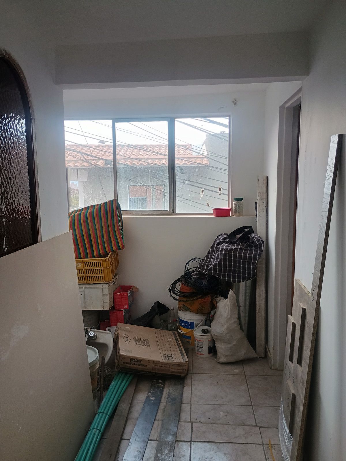 Apartamento en arriendo Antioquia Medellín Enciso 70 m2 Habitaciones 3 Baños 1 Garajes 0 Precio $1450000