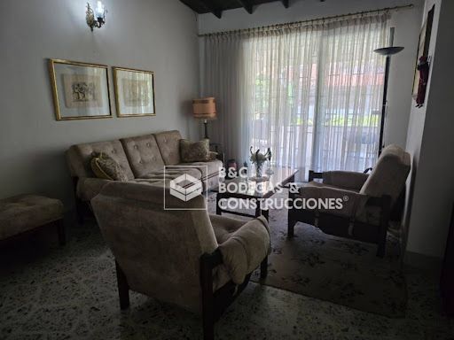 Casa en arriendo Antioquia Medellín Los Colores 528 m2 Habitaciones 3 Baños 3 Garajes 0 Precio $9000000