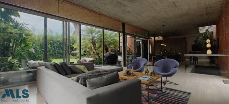 Casa en venta Antioquia Medellín Los Conquistadores 413 m2 Habitaciones 4 Baños 5 Garajes 2 Precio $5600000000