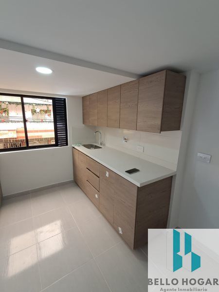 Apartamento en arriendo Antioquia Medellín Veinte De Julio 80 m2 Habitaciones 3 Baños 2 Garajes 0 Precio $1600000