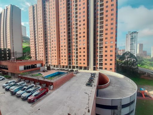 Apartamento en arriendo Antioquia Sabaneta Sabaneta 60 m2 Habitaciones 3 Baños 2 Garajes 1 Precio $2300000