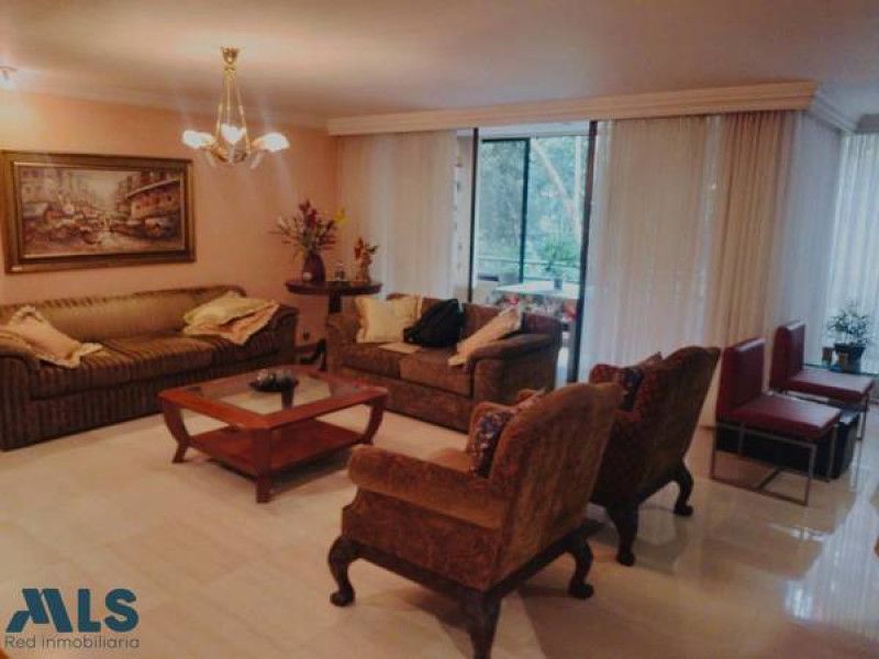 Apartamento en venta Antioquia Medellín La Florida 207 m2 Habitaciones 3 Baños 4 Garajes 3 Precio $1300000000