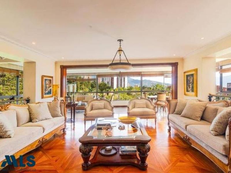 Apartamento en venta Antioquia Medellín San Benito 425 m2 Habitaciones 4 Baños 4 Garajes 5 Precio $2970000000