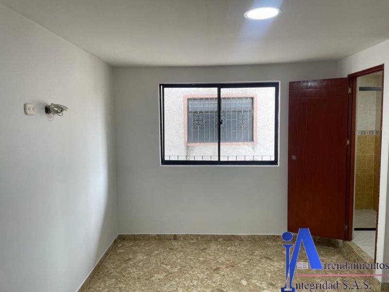 Apartamento en venta Antioquia Medellín Rosales 181 m2 Habitaciones 5 Baños 3 Garajes 1 Precio $460000000