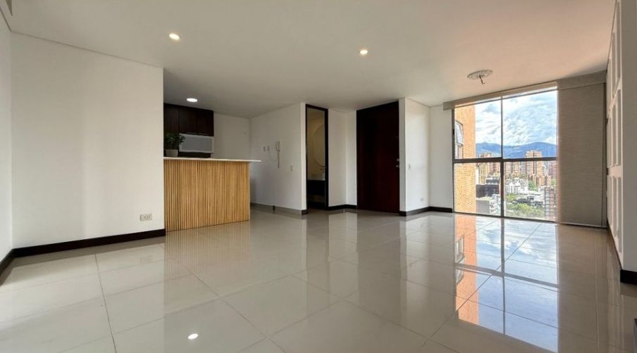 Apartamento en arriendo Antioquia Medellín Bombona No2 100 m2 Habitaciones 2 Baños 2 Garajes 2 Precio $5300000