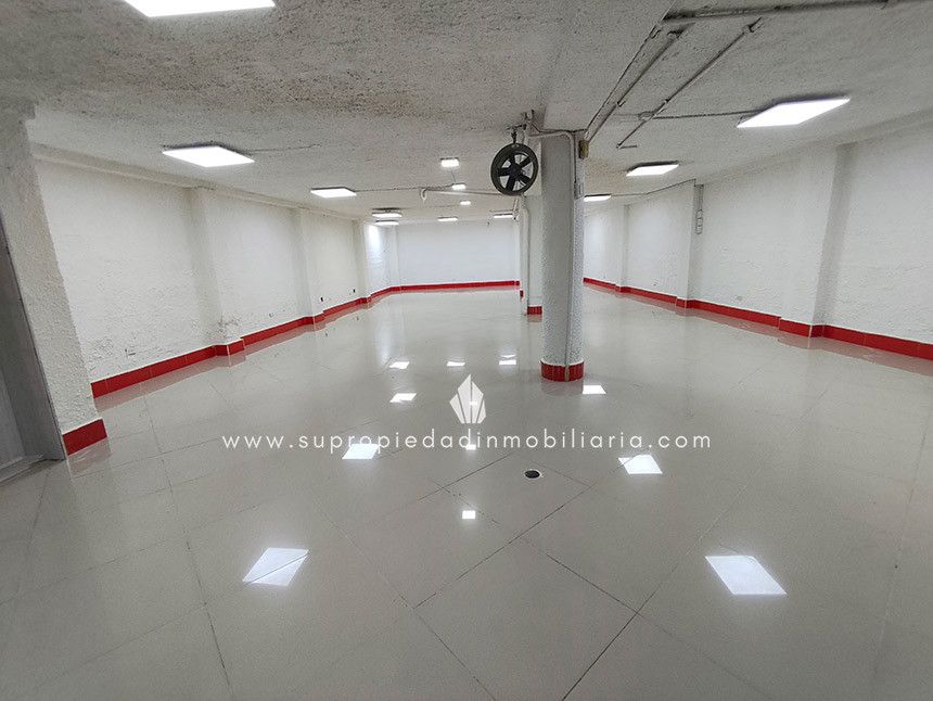 Bodega en arriendo Antioquia Itagüí Centro 220 m2 Habitaciones 0 Baños 2 Garajes 2 Precio $7100000