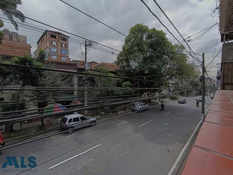 Casa en venta Antioquia Medellín Prado 515 m2 Habitaciones 10 Baños 10 Garajes 10 Precio $1100000000