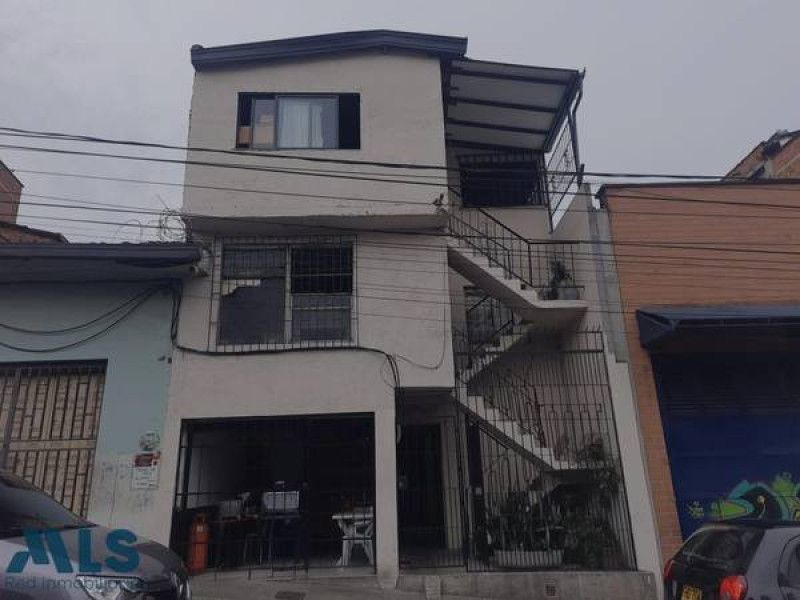 Casa en venta Antioquia Medellín Bombona No1 515 m2 Habitaciones 10 Baños 10 Garajes 10 Precio $1800000000
