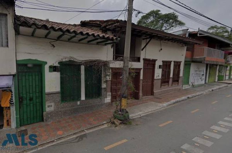 Casa en venta Antioquia Medellín Boston 712 m2 Habitaciones 10 Baños 6 Garajes 2 Precio $2850000000