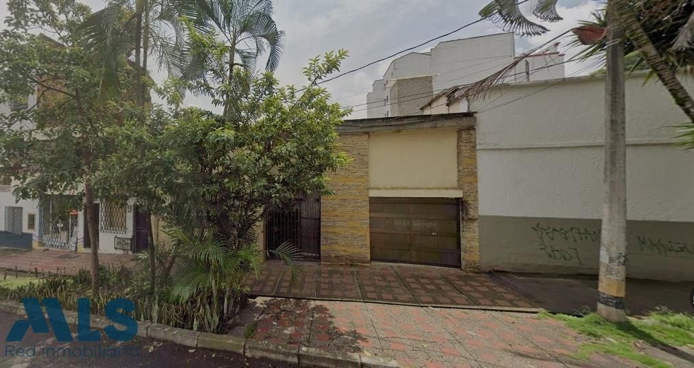 Inmuebles en Remate Casa en venta Antioquia Medellín Prado 384 m2 Habitaciones 6 Baños 5 Garajes 1 Precio $1200000000
