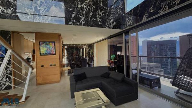 Apartamento en venta Antioquia Medellín Alejandria 207 m2 Habitaciones 3 Baños 5 Garajes 2 Precio $1850000000